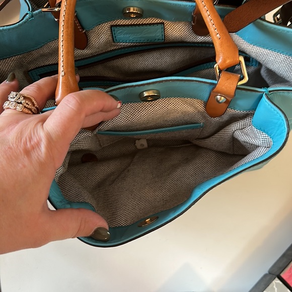 Dooney and Bourke purse - Picture 4 of 7